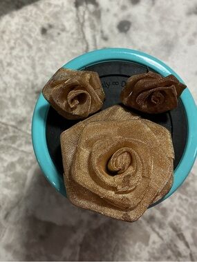 Vintage Gold tone Metal mesh Rose pendant and Earring Set - Women Accessories